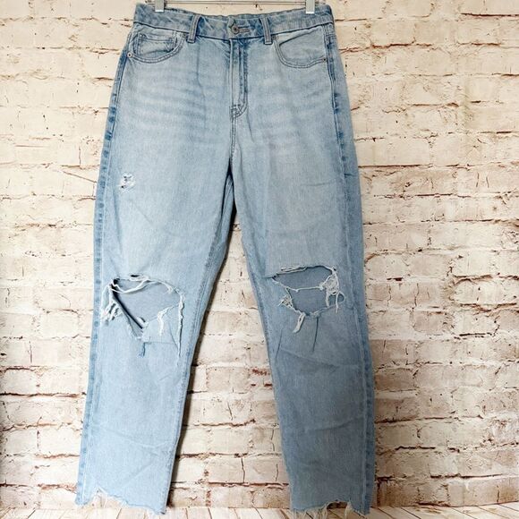 American Eagle curvy mom jeans distressed - Picture 1 of 9